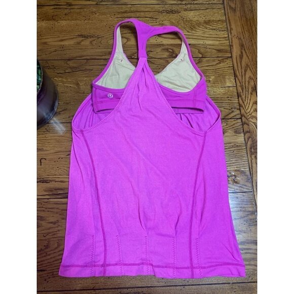 𝅺lululemon Racerback Tank Top Pink Size 4 Extra Small Built in Bra - Picture 1 of 6